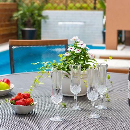 Apartmani Ana Kaštela Exteriör bild