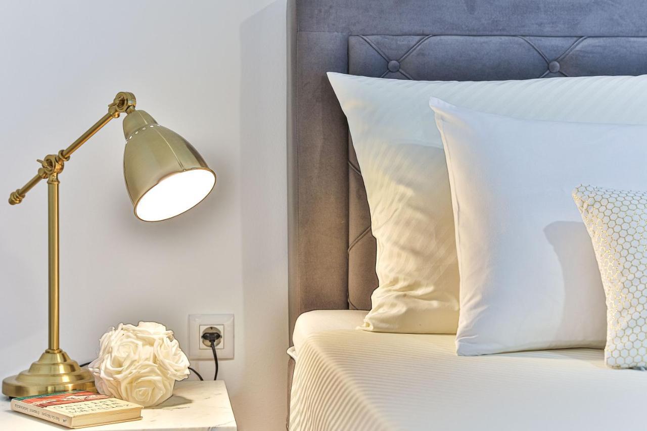 Apartmani Ana Kaštela Exteriör bild