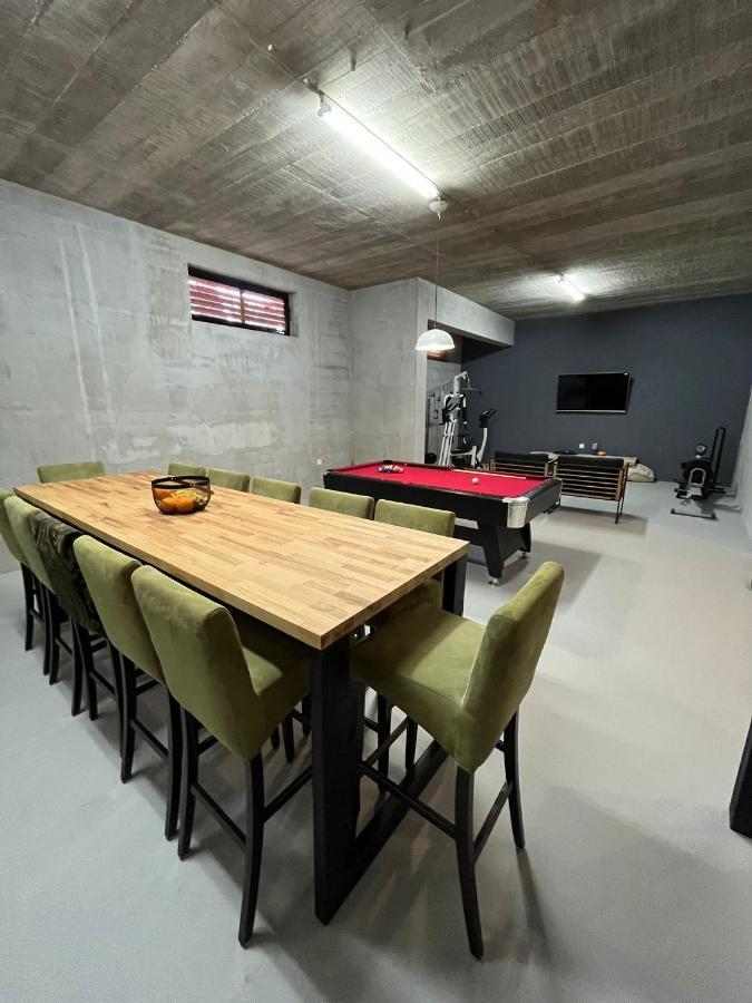 Apartmani Ana Kaštela Exteriör bild