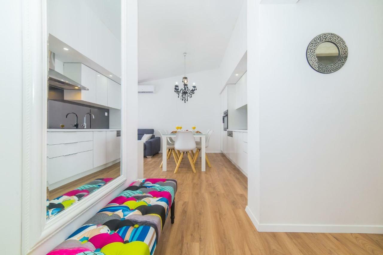 Apartmani Ana Kaštela Exteriör bild