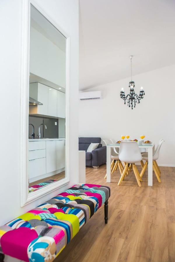 Apartmani Ana Kaštela Exteriör bild