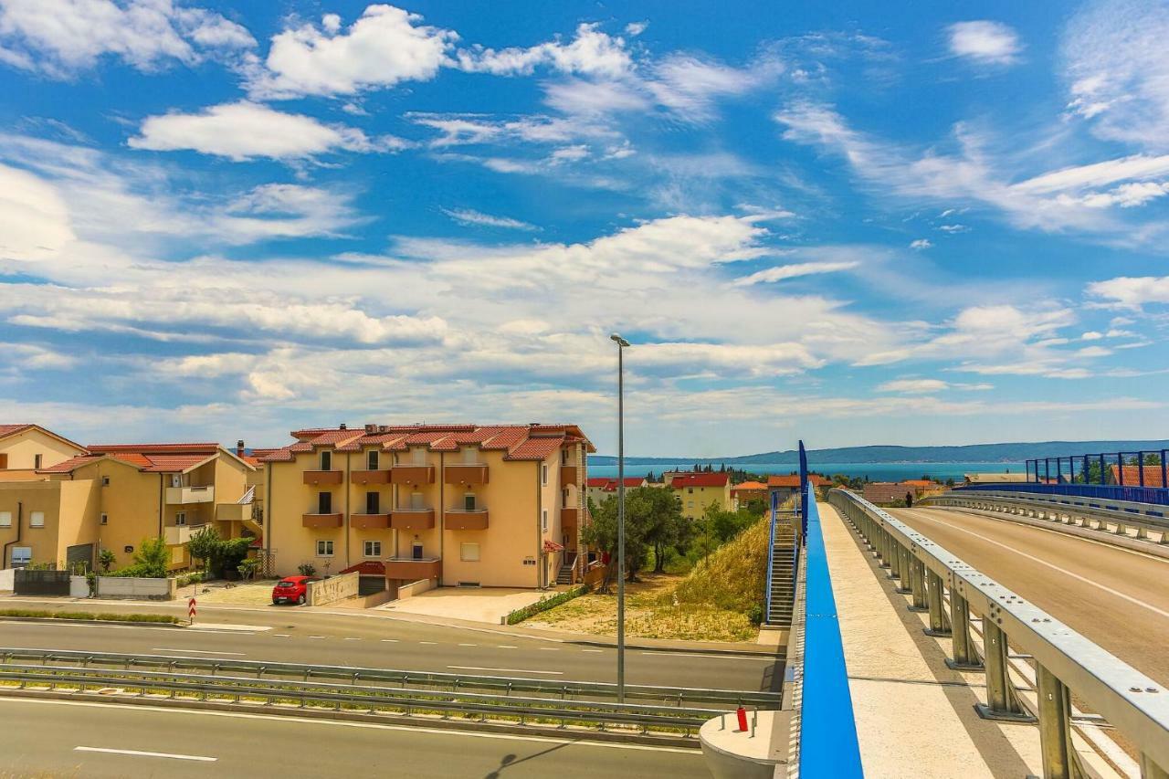 Apartmani Ana Kaštela Exteriör bild