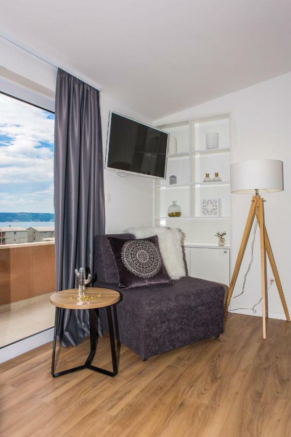 Apartmani Ana Kaštela Exteriör bild